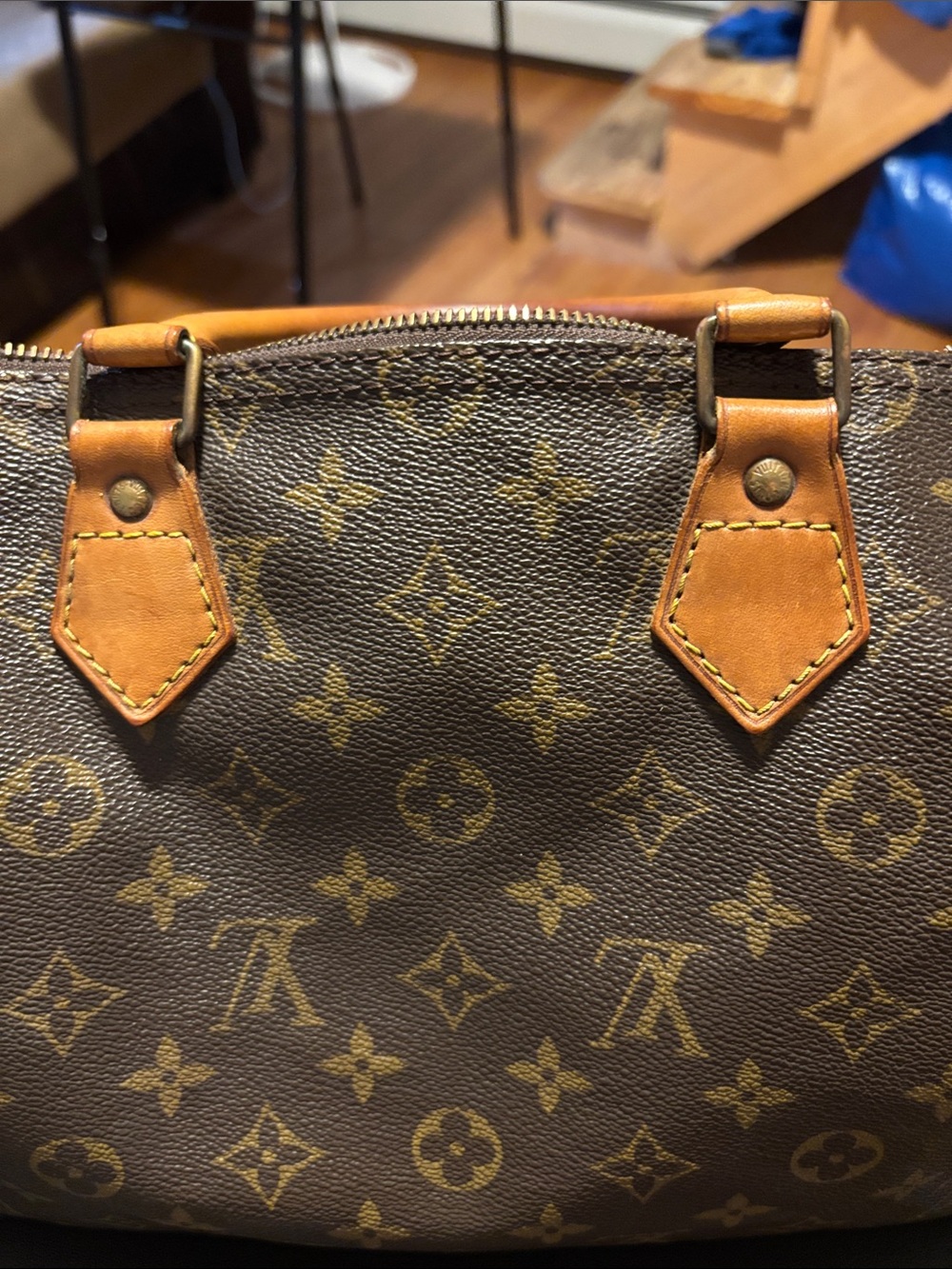 Louis Vuitton Monogram Canvas- Speedy 30 - Picture 14 of 15